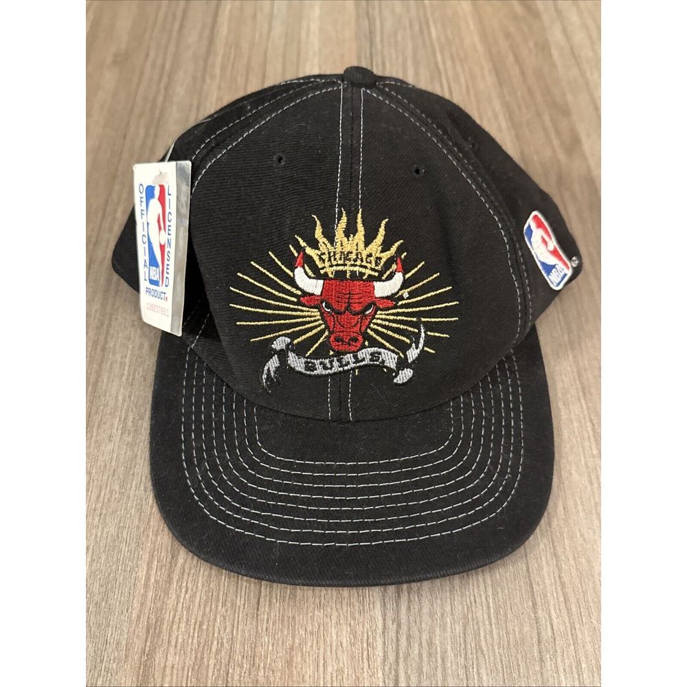 Vintage Chicago Bulls Hat SnapBack Lee Sports Nutmeg‎ Mills Cap Made In USA